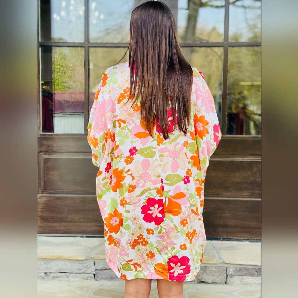 Umgee Springtime‎ Cream Kimono - Picture 3 of 8